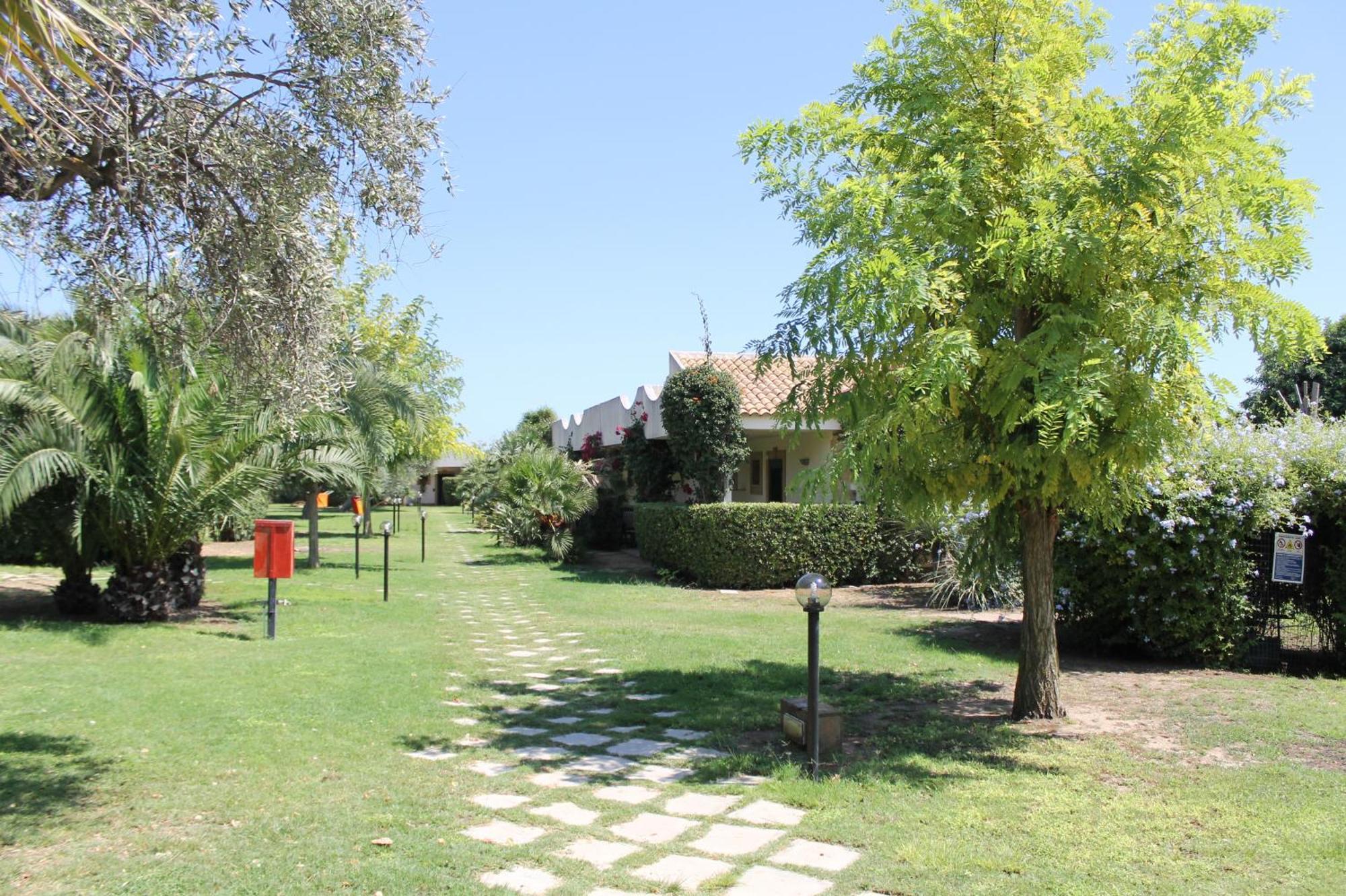 Valle Di Mare Country Resort Fontane Bianche Bilik gambar